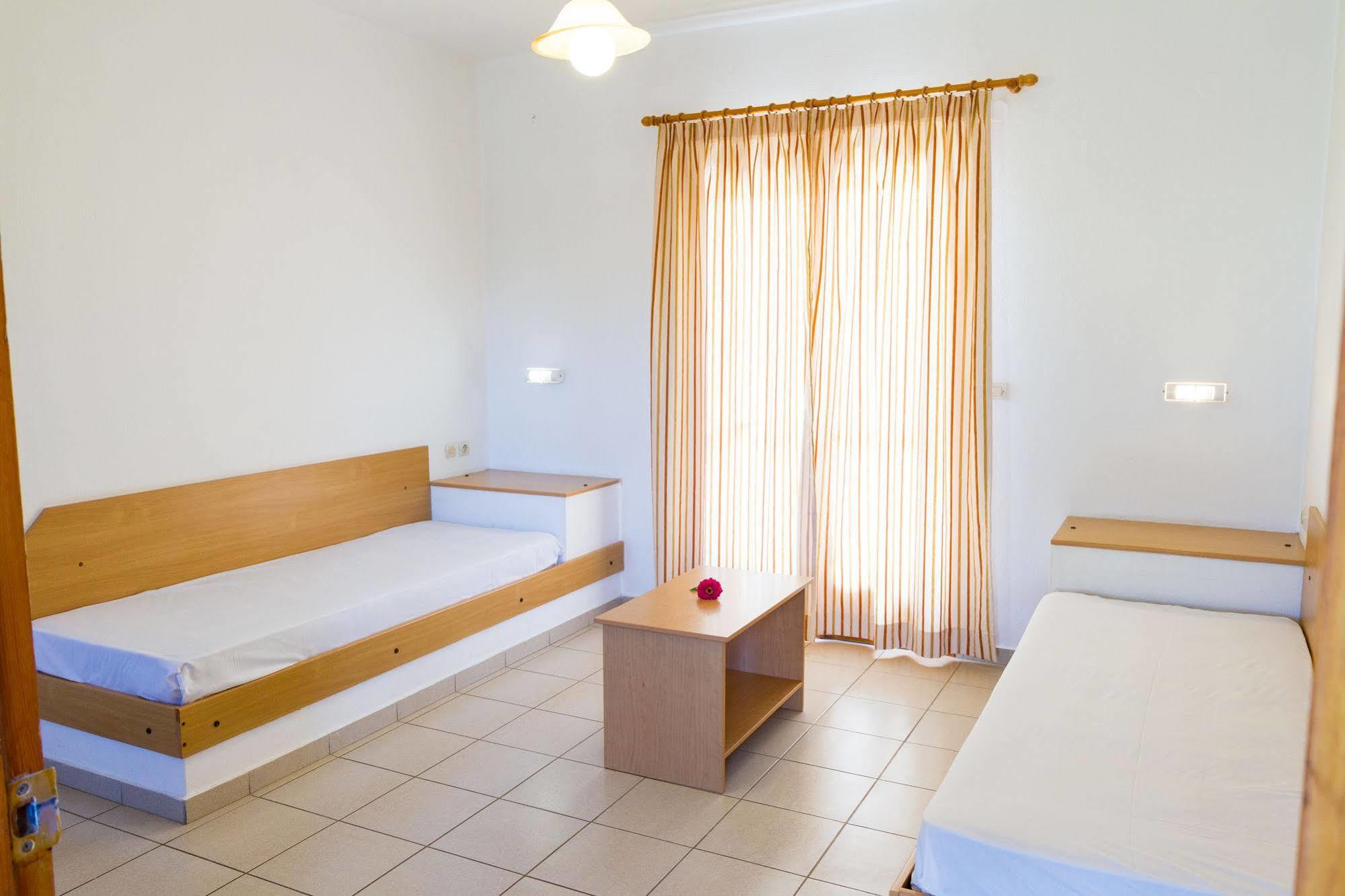 Ideal Hotel Kokkini Hani ภายนอก รูปภาพ